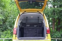 Araç İçi Köpek Separatörü